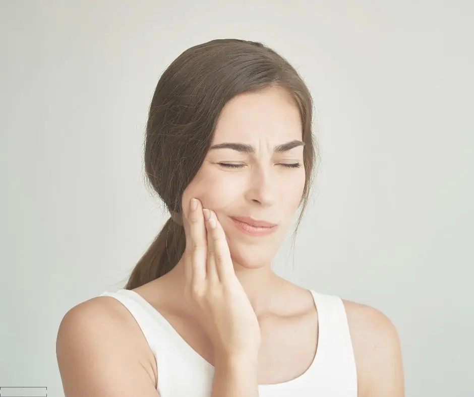 Stressz és fogcsikorgatás – Ne hagyjuk, hogy csendben tönkretegye a mosolyunkat!